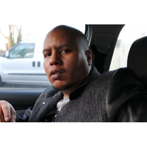 R&B singer/vocalist wanted, (Male) for a short session PA1D. CROYDON.