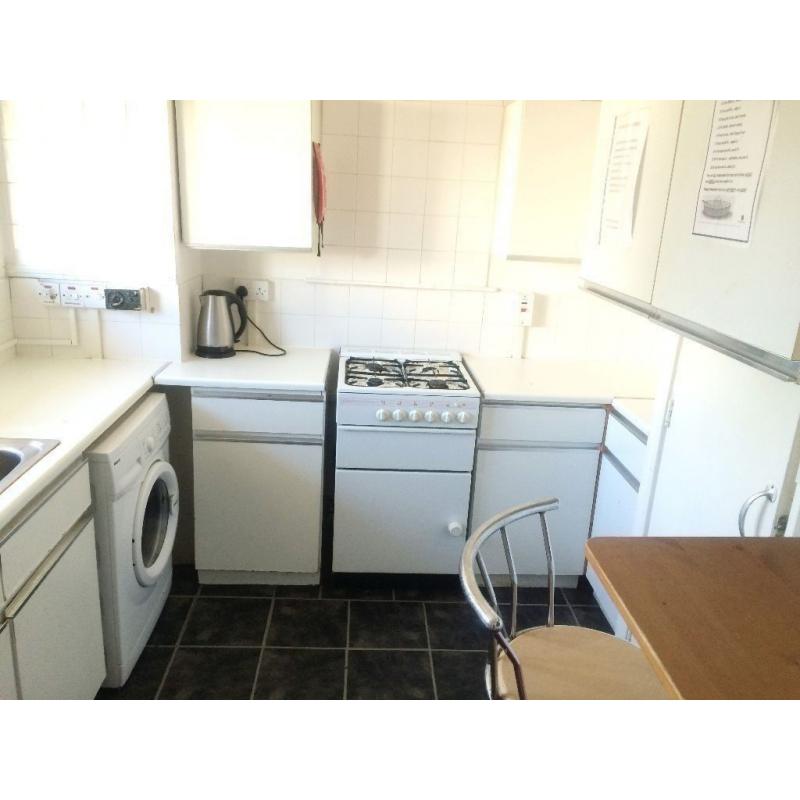 LOVELY DOUBLE ROOM IN CAMDEN ROAD !!! 96D