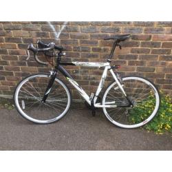 Road bike Vivante Barracuda + KRIPTONITE U Lock