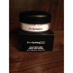 Mac morphe eyshadow lipstick makeup contour powder skinfinish prep and prime