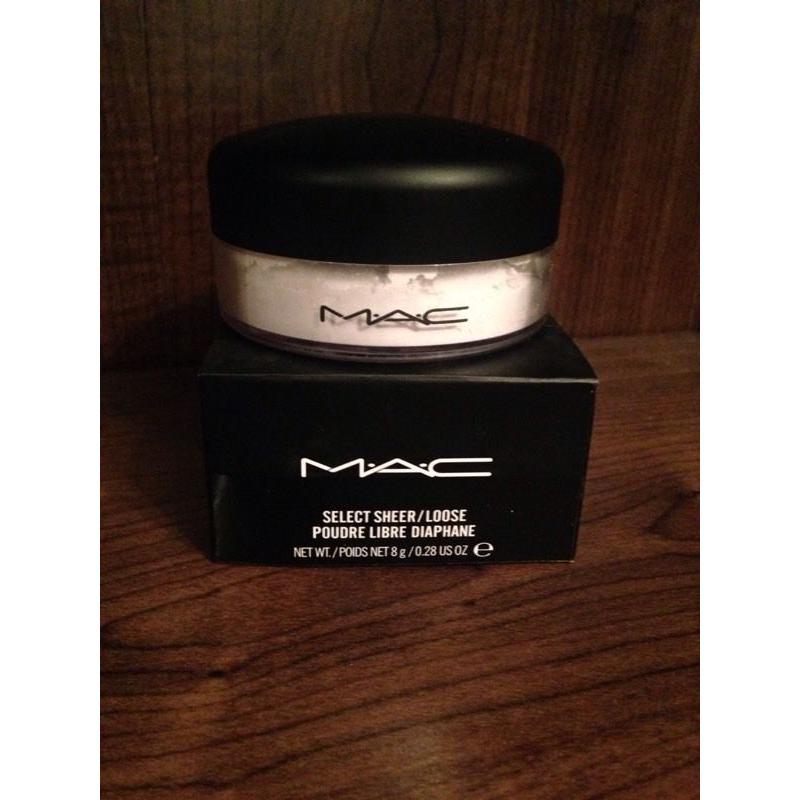 Mac morphe eyshadow lipstick makeup contour powder skinfinish prep and prime