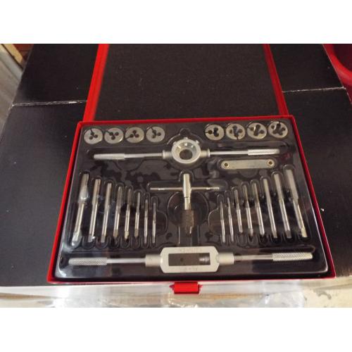 New and unused Tap and Die set.