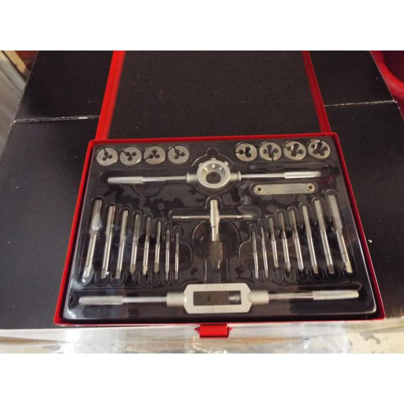 New and unused Tap and Die set.