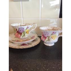 ROYAL ALBERT TRIO ( APRIL )