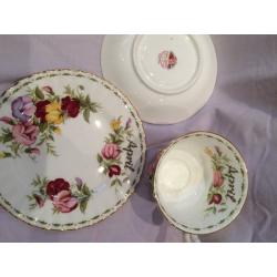 ROYAL ALBERT TRIO ( APRIL )