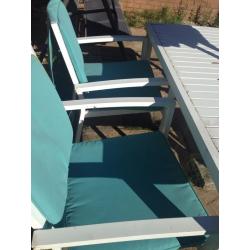 Garden table & chair