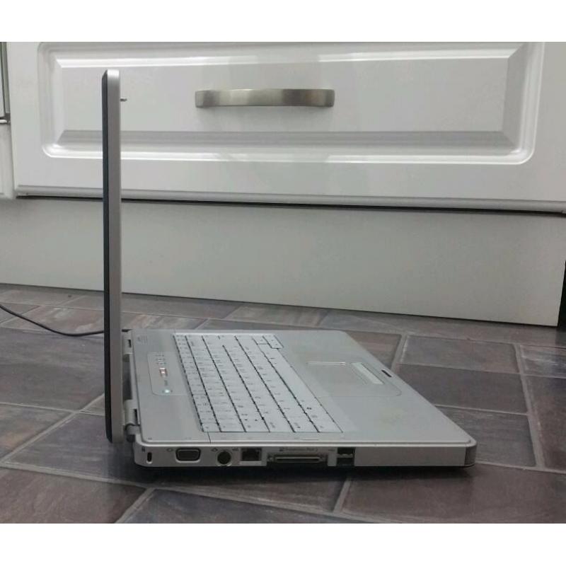HP Compaq V5000 Windows 10 Intel 1.46 Ghz 2GB RAM 80GB HDD Open Office Laptop PC Computer Notebook