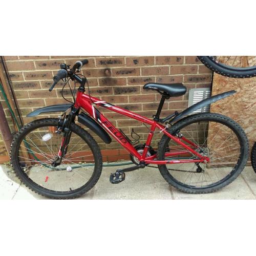 Almost new hardly used mountain bike