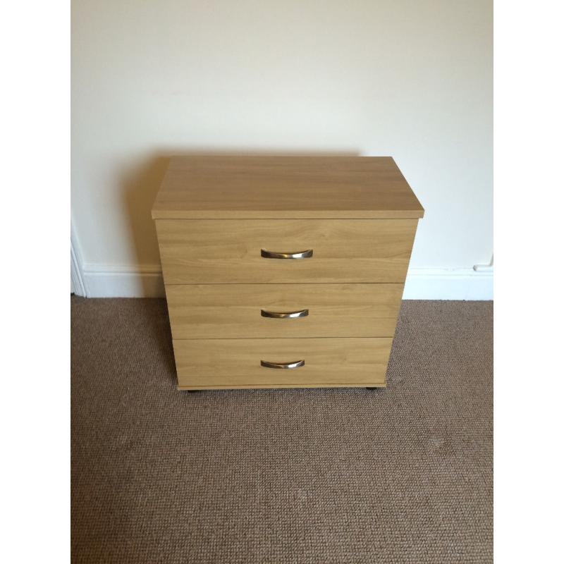 Chest of Drawers - Excellent Condition