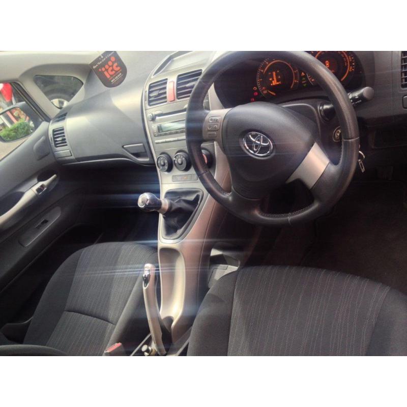 Toyota Auris 1.4 Limited Edition 5dr