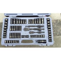 Stanley 69 Piece Black Chrome & Laser Etched Socket Set 92-824