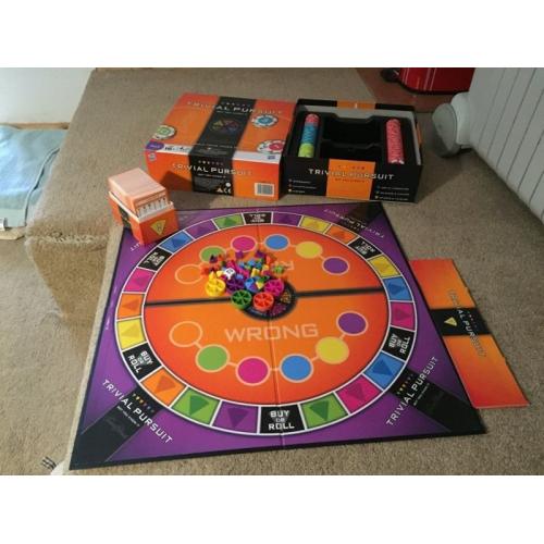 Trivial pursuit game