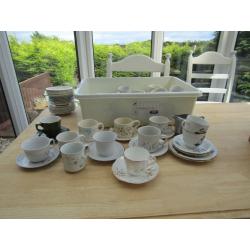 Vintage/Retro Cups and Saucers