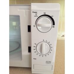 White microwave - excellent condition