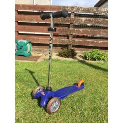 Blue mini micro scooter