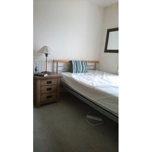 Double Room, Friendly prof. House in Redland: Inclusive (except Utilities)