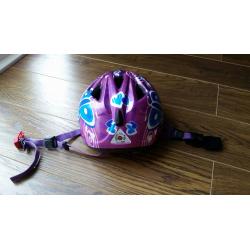 Abus kids bike helmet size 45-50cm very good condition