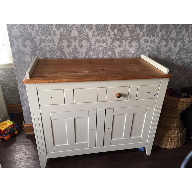 Sideboard