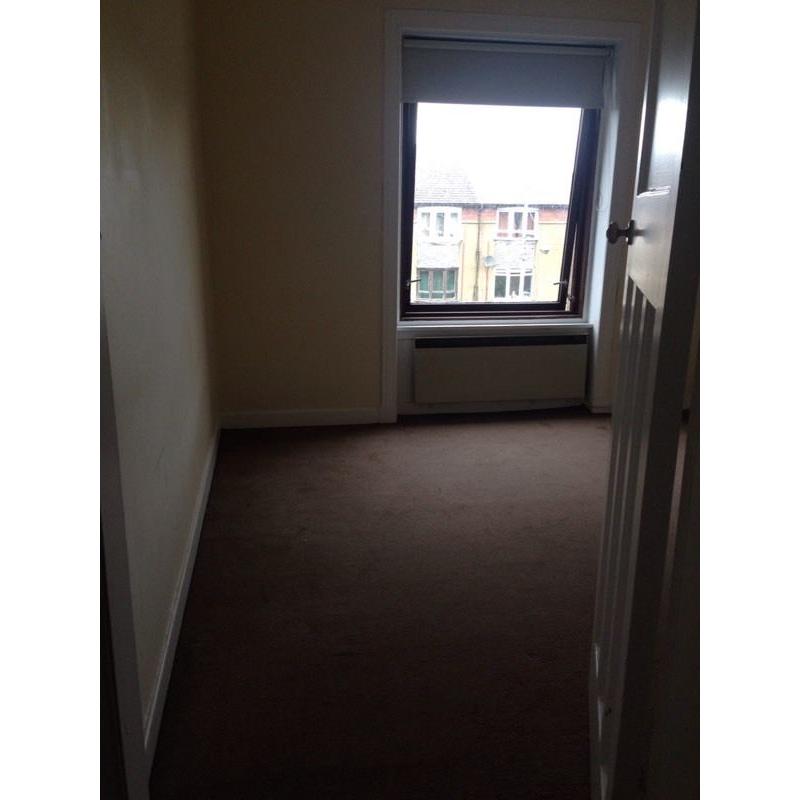 Double bedroom in a two bedroom flat on Dorchester Avenue