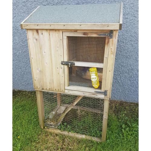 Rabbit hutch
