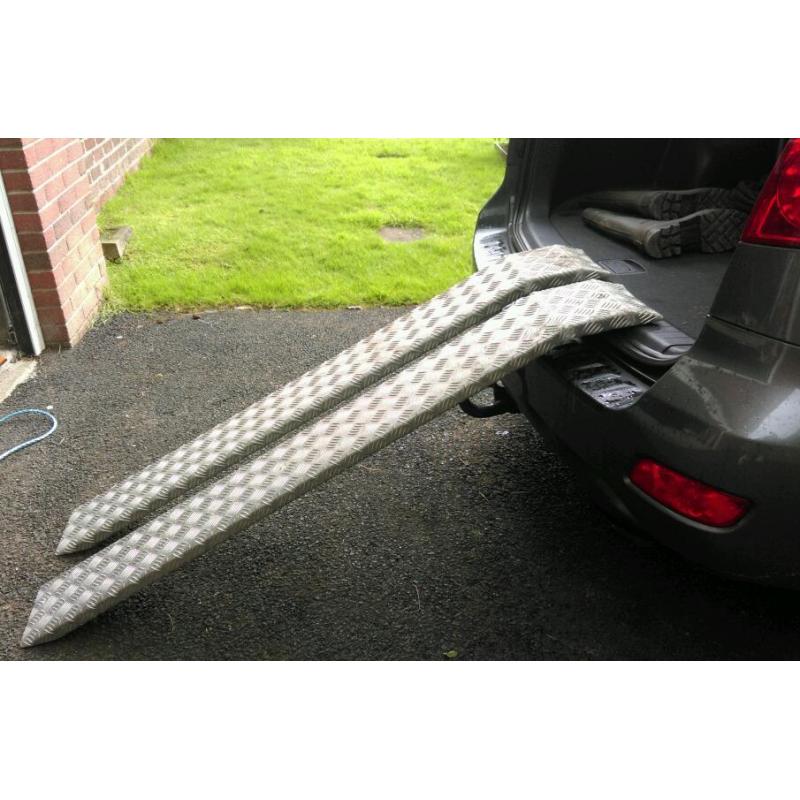 Galvanized steel ramps for boot or van