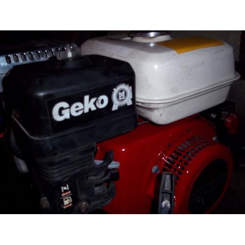 GENUINE 2KW BABY HONDA (GEKO) 4 STROKE PETROL GENERATOR WITH LOW OIL AUTOMATIC SHUTDOWN