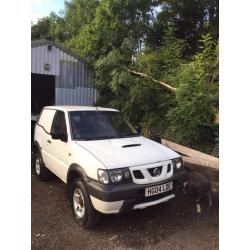 Nissan terrano 2.7td