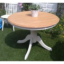 BEAUTIFUL SHABBY CHIC STYLE KITCHEN / DINING TABLE AND CHAIRS SET