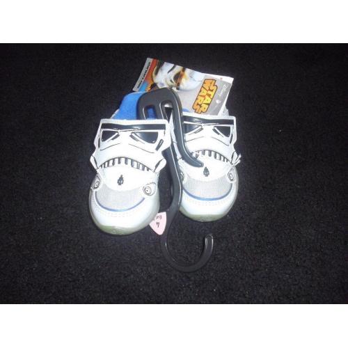 Baby boys Star Wars trainers BNWT size 4