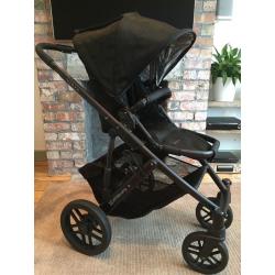 Uppababy Vista Jake Black 2012 Travel System