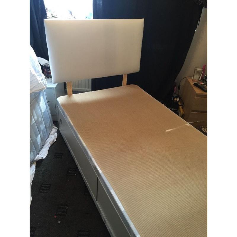 Single divan base and headboard
