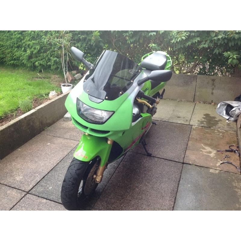 Kawasaki zx6r super sport