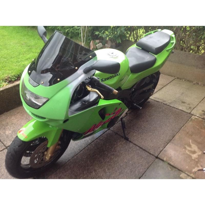 Kawasaki zx6r super sport
