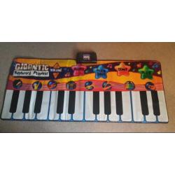 Large children's keyboard mat