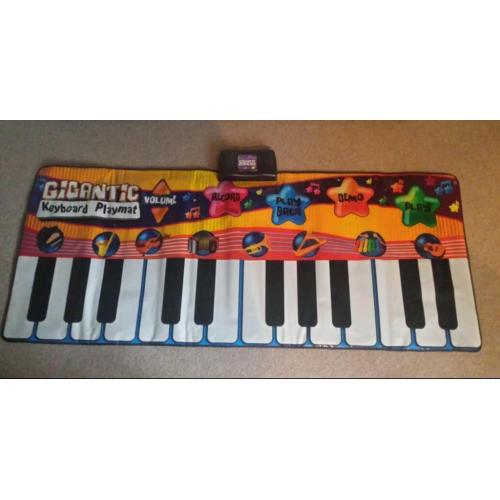 Large children's keyboard mat