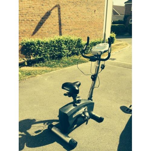 GYM EXERCISE BIKE