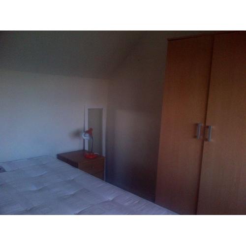 Double Room for 1 Person in Shepherd's Bush Avail Now