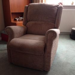 Electric Dual Motor Riser Recliner Lift Chair