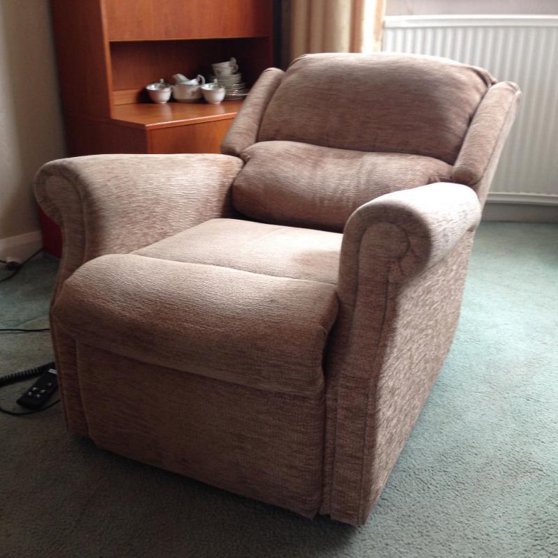 Electric Dual Motor Riser Recliner Lift Chair