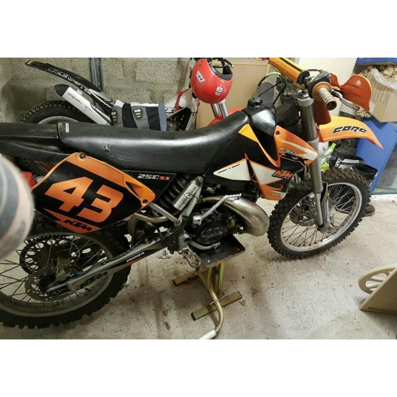 Ktm 250sx 2000 model