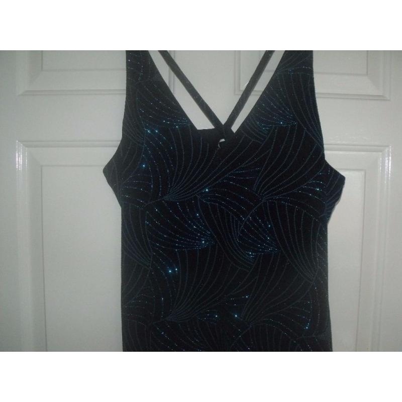 Redhering size 16 black with blue