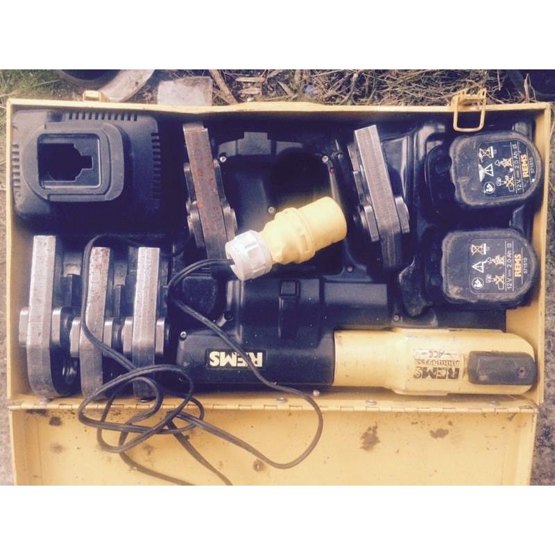 Rems pipe crimper