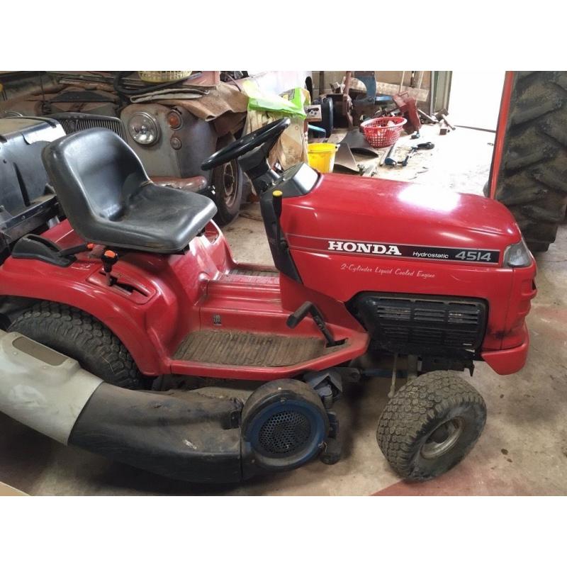 Honda 4514 ride on mower, good cutter hydrostatic drive.
