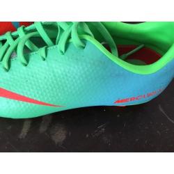 Children's football boots size 2.5