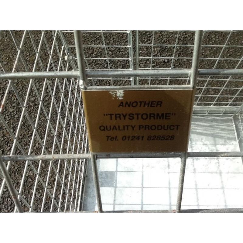 TRYSTORME CUSTOM DOG CAGE