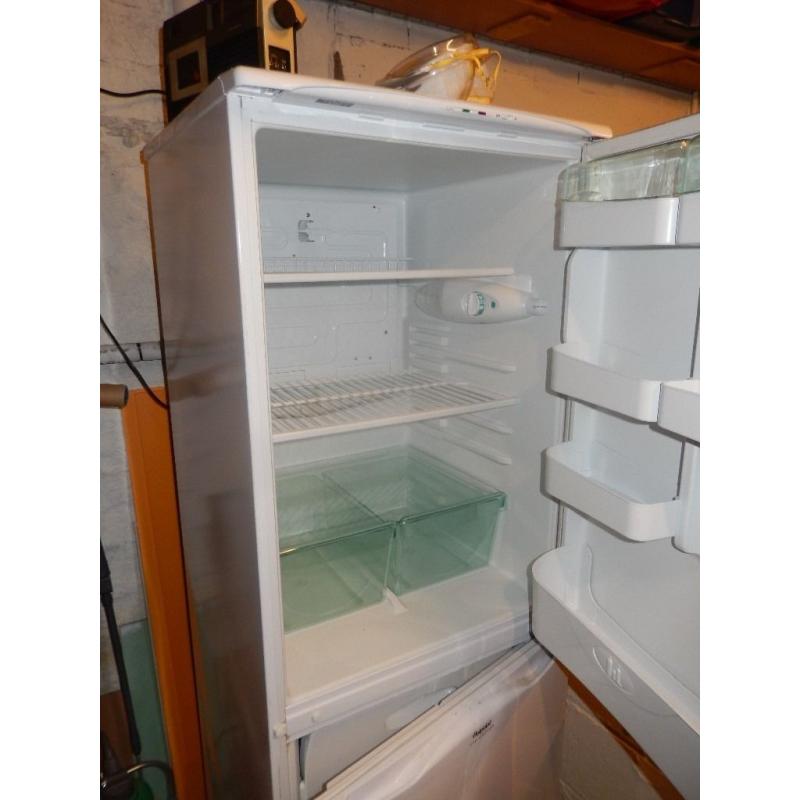Hotpoint Iced Diamond - White fridge freezer