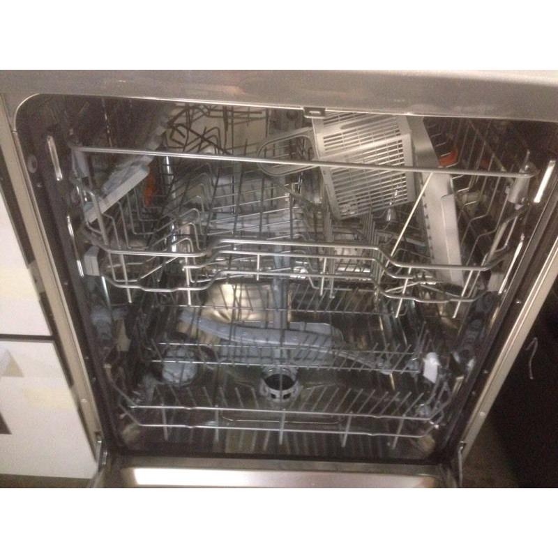 **Brand New** Hotpoint Style Dishwasher