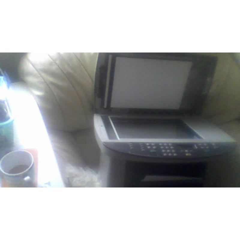 hp photocopier/ scanner/ fax machine is in full working order and has ink left in cartridge