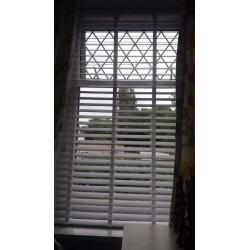 New White Wood Venentian Blinds