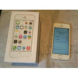 Iphone 5s really good condition with original Box and charger